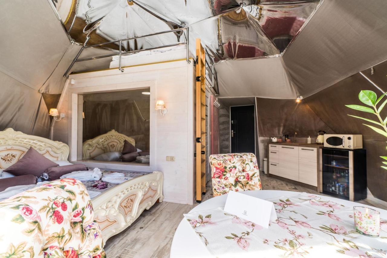 Glamp Royal Hotel Biały Dunajec Buitenkant foto