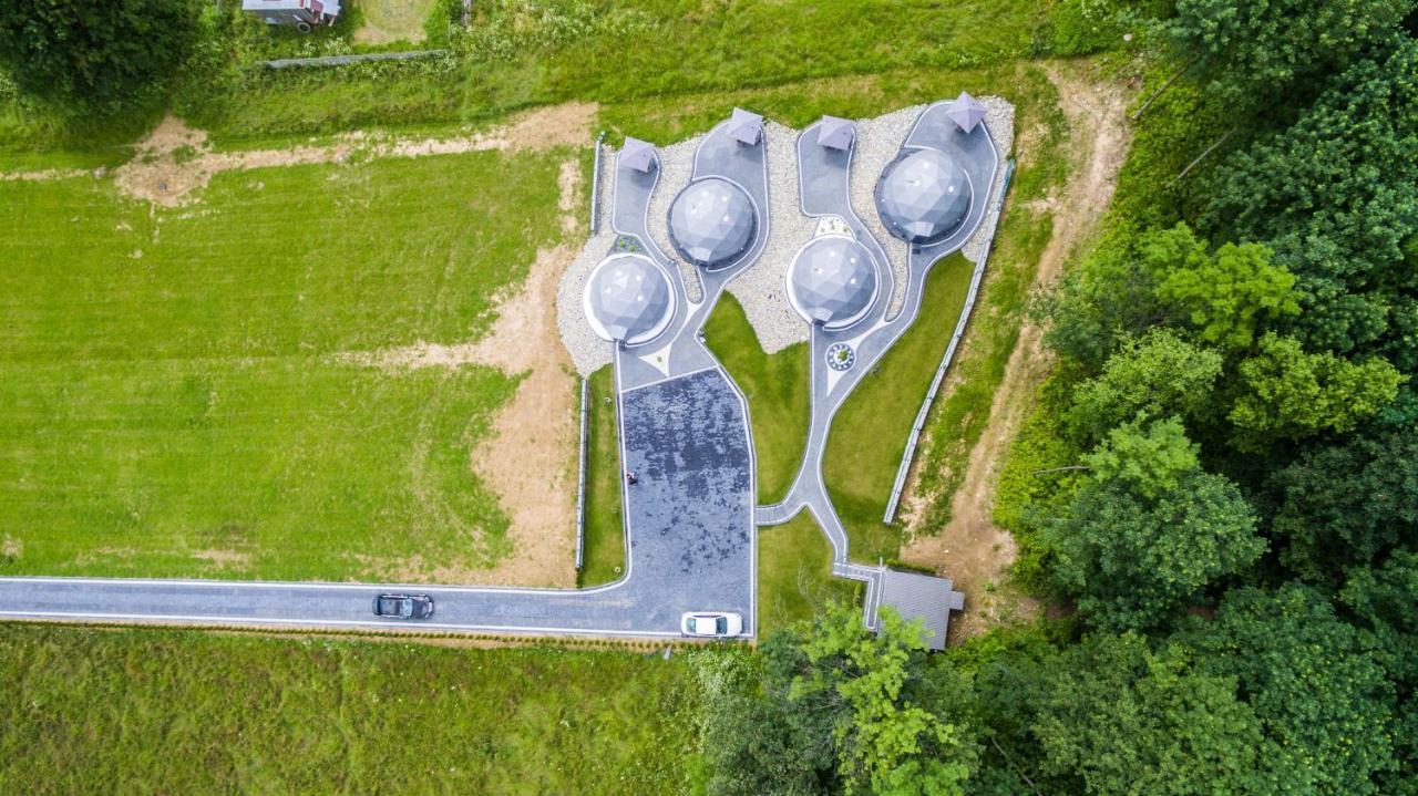 Glamp Royal Hotel Biały Dunajec Buitenkant foto